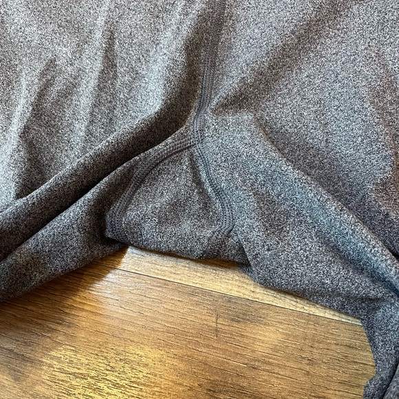 Athleta Charcoal Gray Salutation Stash Pocket II 7/8 Tight Leggings - Picture 4 of 9